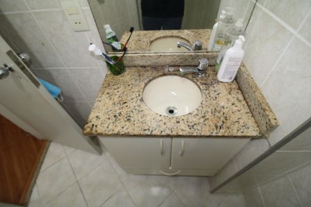 Apartamento à venda com 74m², 3 quartos e 3 vagasBanheiro