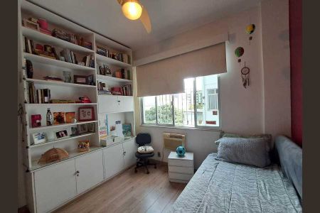 Apartamento à venda com 206m², 4 quartos e 1 vaga
