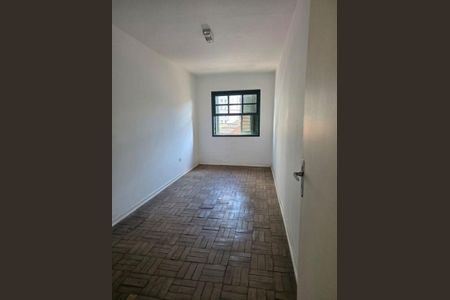 Casa à venda com 4 quartos, 130m² em Mirandópolis, São Paulo