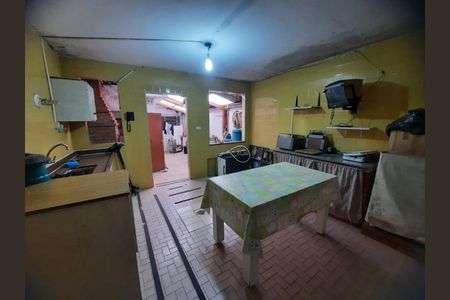 Casa à venda com 96m², 2 quartos e 2 vagas