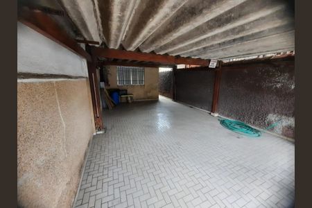 Casa à venda com 96m², 2 quartos e 2 vagas