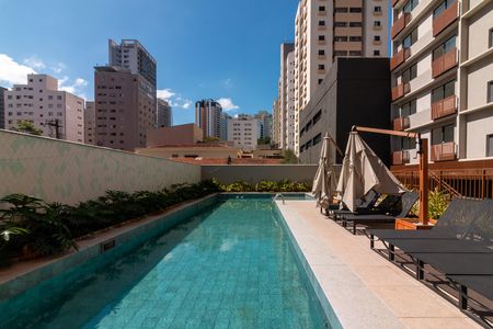 Studio à venda com 24m², 1 quarto e sem vaga Studio à venda com 24m², 1 quarto e sem vagaÁrea comum - Piscina