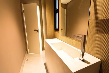 Apartamento à venda com 182m², 4 quartos e 4 vagasBanheiro Corredor