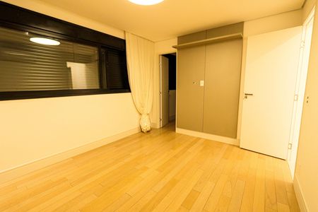 Apartamento à venda com 182m², 4 quartos e 4 vagasSuíte master