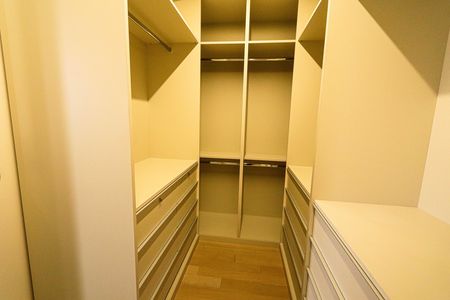 Apartamento à venda com 182m², 4 quartos e 4 vagasCloset da suíte 4