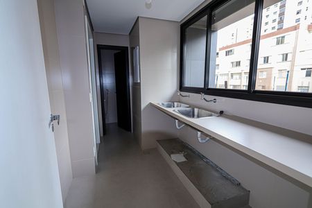 Apartamento à venda com 182m², 4 quartos e 4 vagasÁrea de Serviço