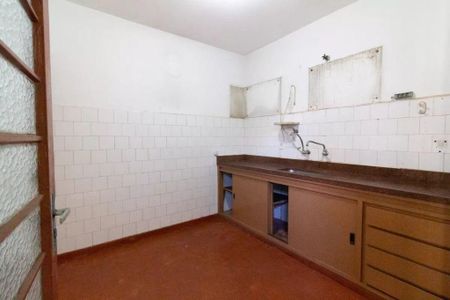 Casa à venda com 125m², 2 quartos e 2 vagas