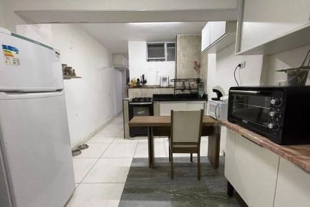 Casa à venda com 93m², 3 quartos e 1 vaga