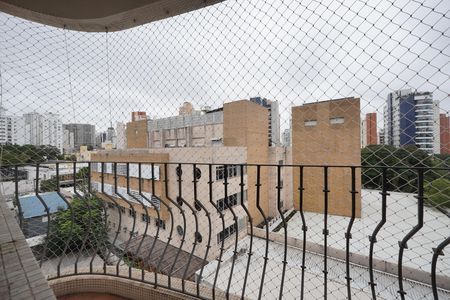 Apartamento para alugar com 79m², 3 quartos e 2 vagasVaranda