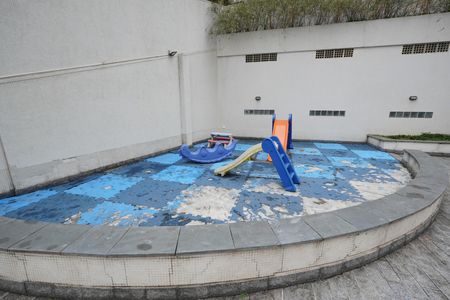 Apartamento para alugar com 79m², 3 quartos e 2 vagasPlayground