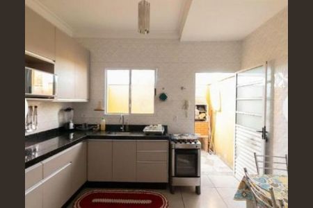 Casa à venda com 2 quartos, 100m² em Vila Ré, São Paulo