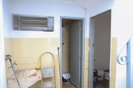 Casa à venda com 2 quartos, 73m² em Jardim Rizzo, São Paulo