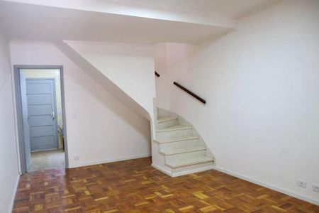 Casa à venda com 2 quartos, 73m² em Jardim Rizzo, São Paulo
