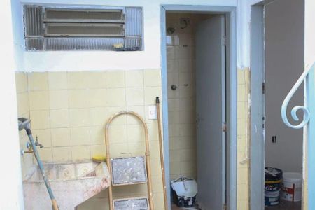 Casa à venda com 73m², 2 quartos e 1 vaga