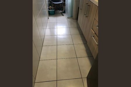 Apartamento à venda com 2 quartos, 55m² em Jardim Henriqueta, Taboão da Serra