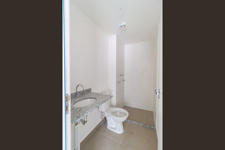 Banheiro de kitnet/studio para alugar com 1 quarto, 28m² em Mooca, São Paulo