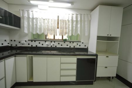 Apartamento à venda com 105m², 3 quartos e 2 vagasCozinha 