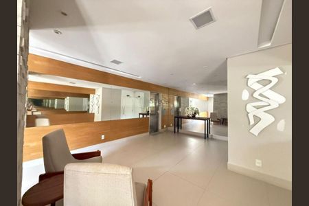Apartamento à venda com 98m², 2 quartos e 3 vagas