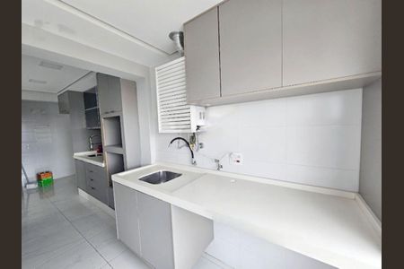 Apartamento à venda com 98m², 2 quartos e 3 vagas