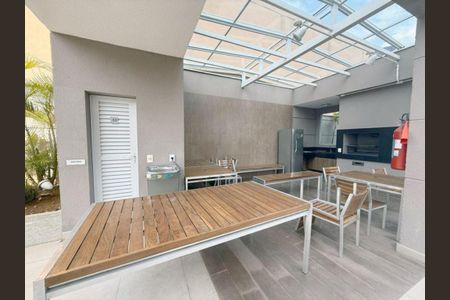 Apartamento à venda com 98m², 2 quartos e 3 vagas