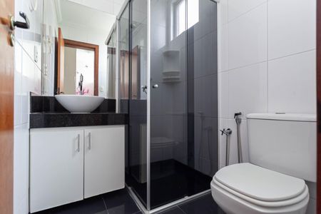 Apartamento para alugar com 100m², 3 quartos e 2 vagas Apartamento para alugar com 100m², 3 quartos e 2 vagasBanheiro da suíte