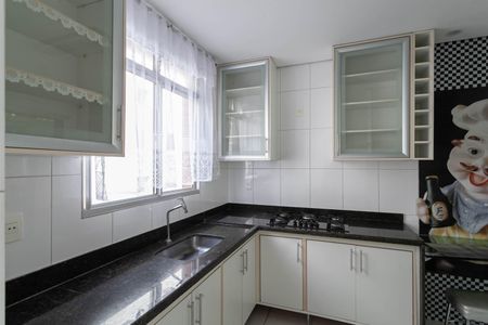 Apartamento para alugar com 100m², 3 quartos e 2 vagas Apartamento para alugar com 100m², 3 quartos e 2 vagasCozinha