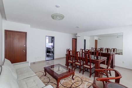 Apartamento para alugar com 100m², 3 quartos e 2 vagas Apartamento para alugar com 100m², 3 quartos e 2 vagasSala