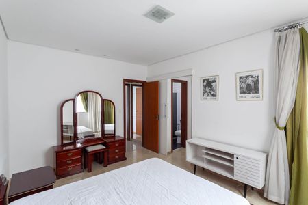 Apartamento para alugar com 100m², 3 quartos e 2 vagas Apartamento para alugar com 100m², 3 quartos e 2 vagasSuíte