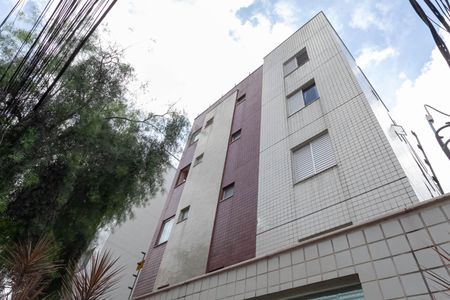 Apartamento para alugar com 100m², 3 quartos e 2 vagas Apartamento para alugar com 100m², 3 quartos e 2 vagasFachada
