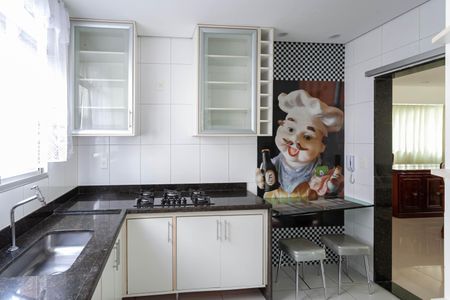 Apartamento para alugar com 100m², 3 quartos e 2 vagas Apartamento para alugar com 100m², 3 quartos e 2 vagasCozinha