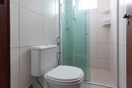 Apartamento para alugar com 100m², 3 quartos e 2 vagas Apartamento para alugar com 100m², 3 quartos e 2 vagasBanheiro social