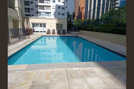 Apartamento à venda com 139m², 3 quartos e 3 vagas Apartamento à venda com 139m², 3 quartos e 3 vagasPiscina