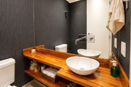Apartamento à venda com 139m², 3 quartos e 3 vagas Apartamento à venda com 139m², 3 quartos e 3 vagasLavabo