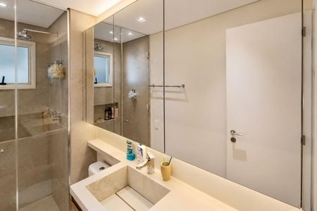 Apartamento à venda com 139m², 3 quartos e 3 vagas Apartamento à venda com 139m², 3 quartos e 3 vagasBanheiro Social