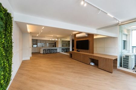 Apartamento à venda com 139m², 3 quartos e 3 vagas Apartamento à venda com 139m², 3 quartos e 3 vagasSala