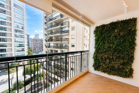 Apartamento à venda com 139m², 3 quartos e 3 vagas Apartamento à venda com 139m², 3 quartos e 3 vagasVaranda
