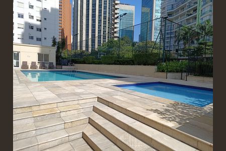 Apartamento à venda com 139m², 3 quartos e 3 vagas Apartamento à venda com 139m², 3 quartos e 3 vagasPiscina