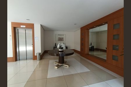 Apartamento à venda com 139m², 3 quartos e 3 vagas Apartamento à venda com 139m², 3 quartos e 3 vagasÁrea Comum
