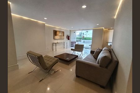 Apartamento à venda com 139m², 3 quartos e 3 vagas Apartamento à venda com 139m², 3 quartos e 3 vagasSalão de Festas