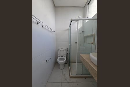 Apartamento para alugar com 136m², 3 quartos e sem vaga