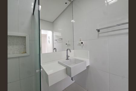 Apartamento para alugar com 136m², 3 quartos e sem vaga