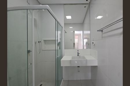 Apartamento para alugar com 136m², 3 quartos e sem vaga