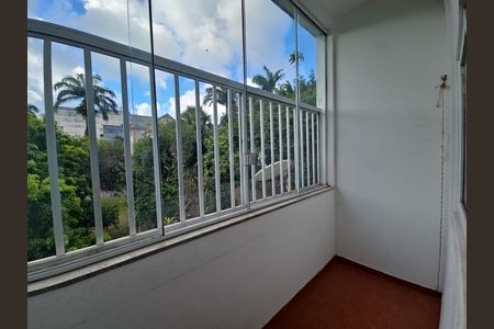 Apartamento para alugar com 136m², 3 quartos e sem vaga