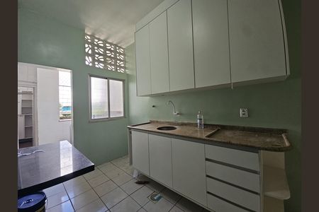 Apartamento para alugar com 136m², 3 quartos e sem vaga