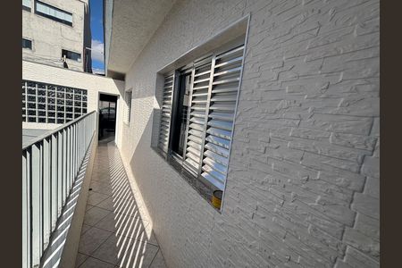 Casa para alugar com 60m², 2 quartos e 2 vagas Casa para alugar com 60m², 2 quartos e 2 vagasCorredor