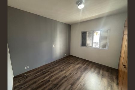 Casa para alugar com 60m², 2 quartos e 2 vagas Casa para alugar com 60m², 2 quartos e 2 vagasQuarto 2