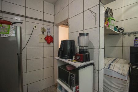 Apartamento para alugar com 46m², 2 quartos e 1 vaga Apartamento para alugar com 46m², 2 quartos e 1 vagaCozinha e Área de Serviço