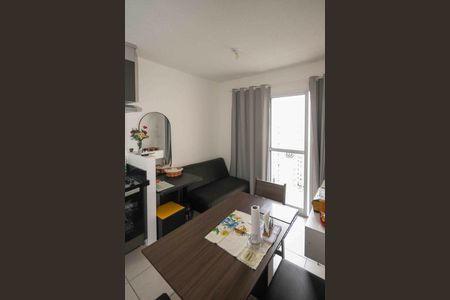 Sala de apartamento para alugar com 2 quartos, 45m² em Vila Ema, São Paulo