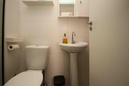 Apartamento para alugar com 35m², 2 quartos e sem vaga Apartamento para alugar com 35m², 2 quartos e sem vagaBanheiro