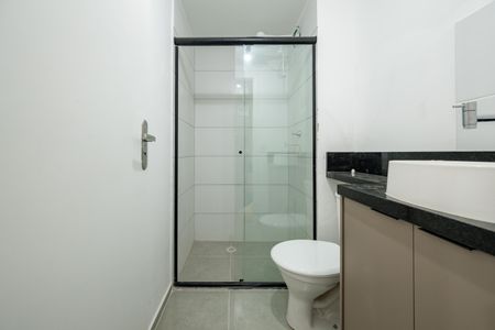 Studio para alugar com 36m², 2 quartos e sem vaga Studio para alugar com 36m², 2 quartos e sem vagaBanheiro